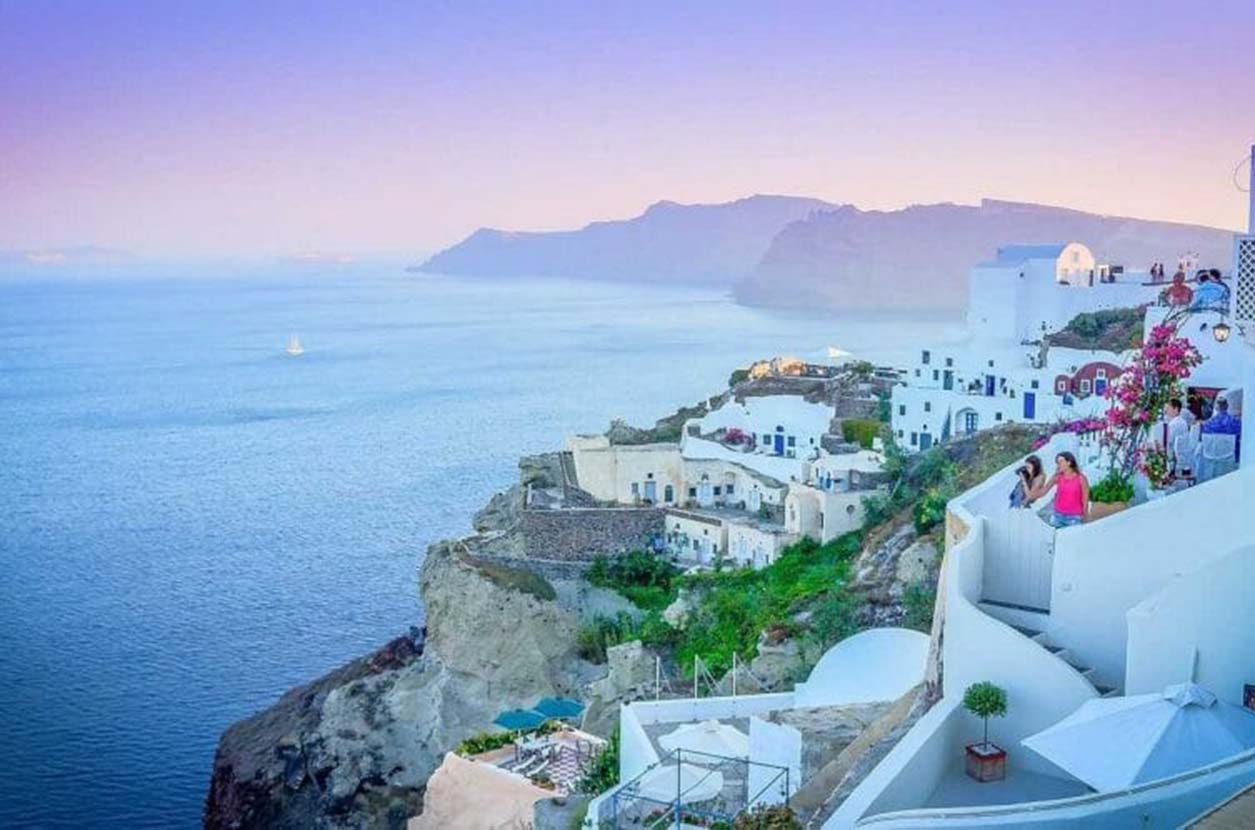 Descuentos de Viaje: Cómo Disfrutar de Increíbles Ofertas en tus Vacaciones en Santorini