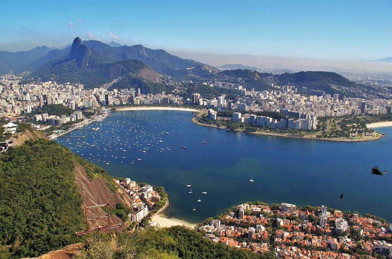 Guía de Control de Presupuesto: Paquetes de Vuelo y Alojamiento para Tu Viaje a Río de Janeiro