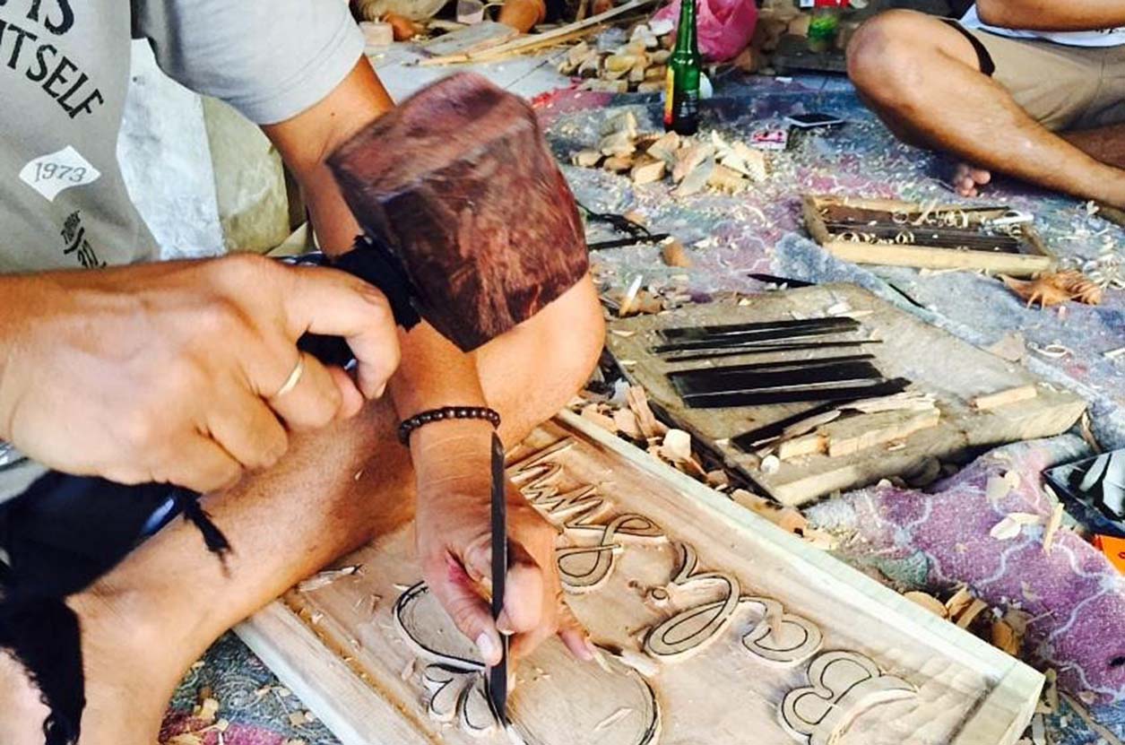 Sumérgete en el Ambiente Artístico de Ubud: Galerías, Talleres y Artesanía